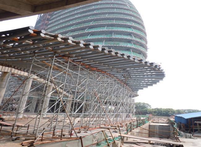建筑工人在使用蘇州建筑腳手架的時候設(shè)置要求有哪些？